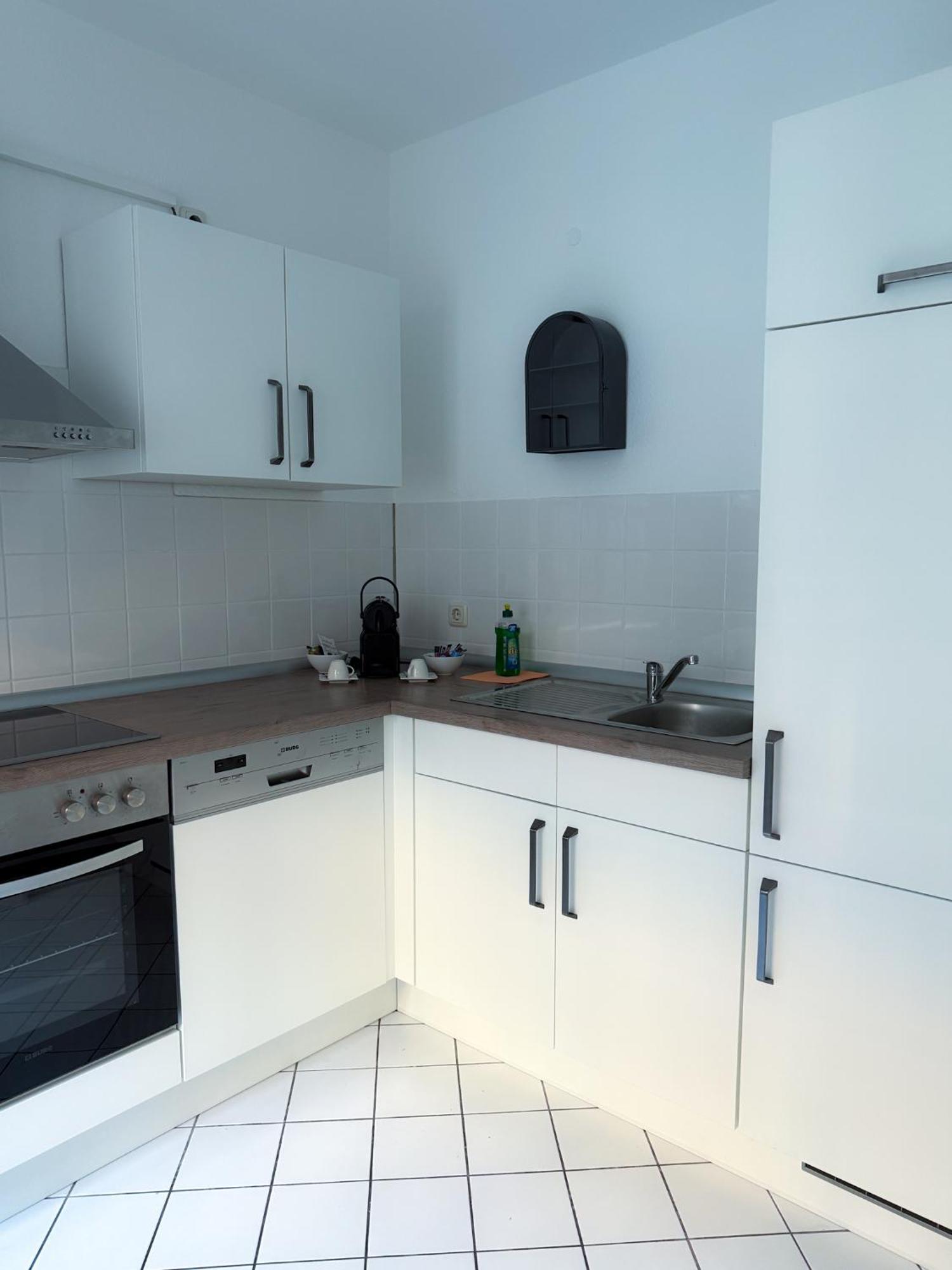 Alexxanders Apartments & Studios Кемниц Стая снимка