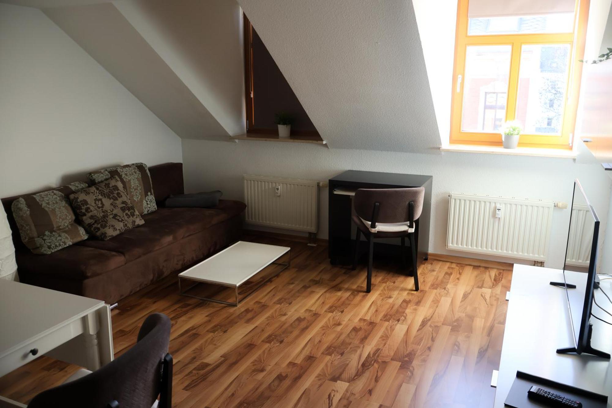 Alexxanders Apartments & Studios Кемниц Стая снимка